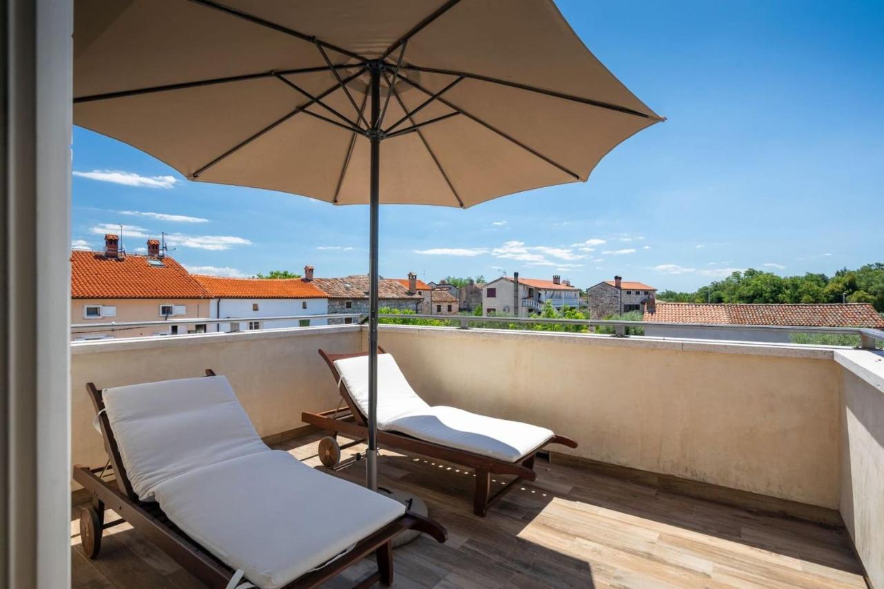Family Villa Elizabeta With Pool In Umag Cepljani Екстериор снимка